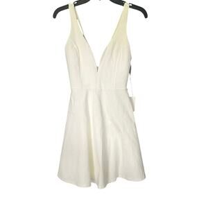 NWT Lulu’s Dress Women’s Size S White Deep V Neckline Midi